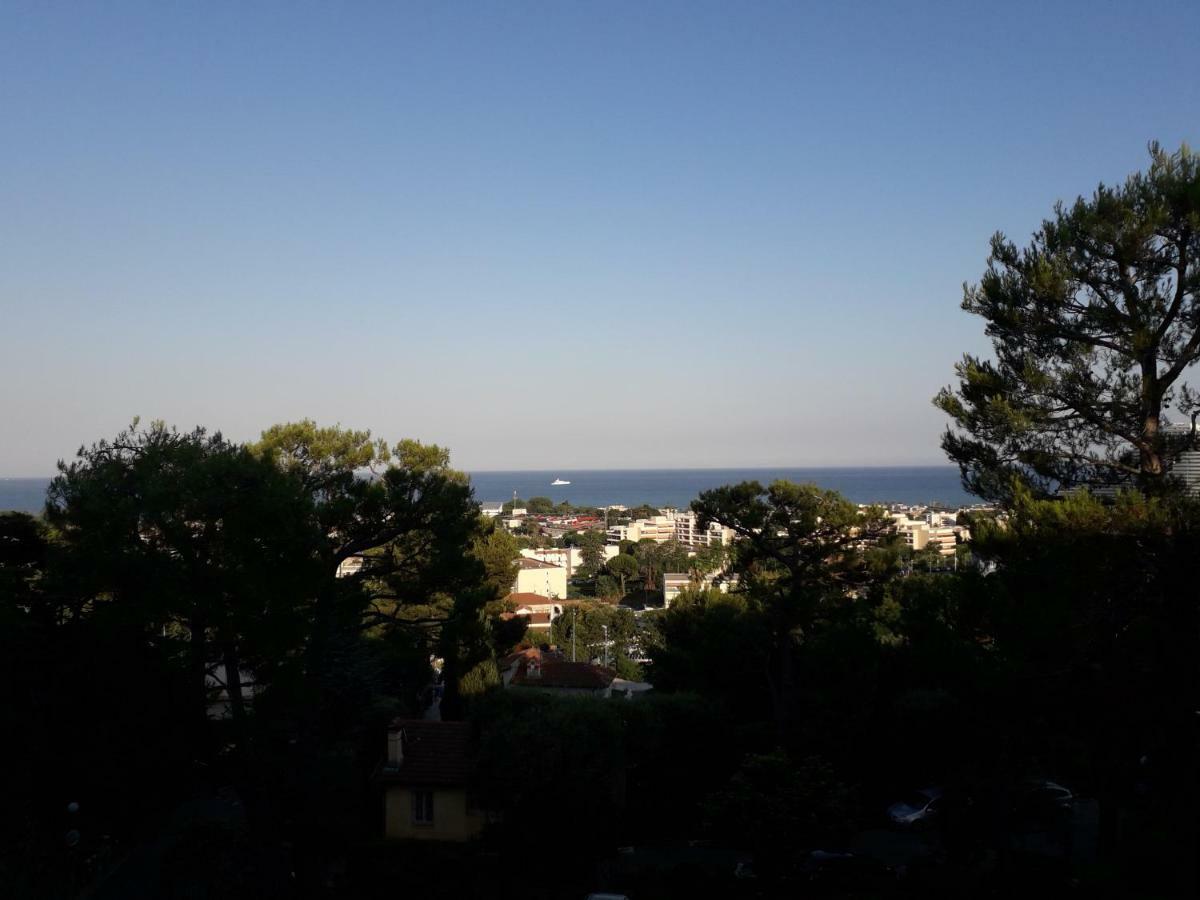 Bel Appartement Avec Vue Mer Villeneuve-Loubet Dış mekan fotoğraf